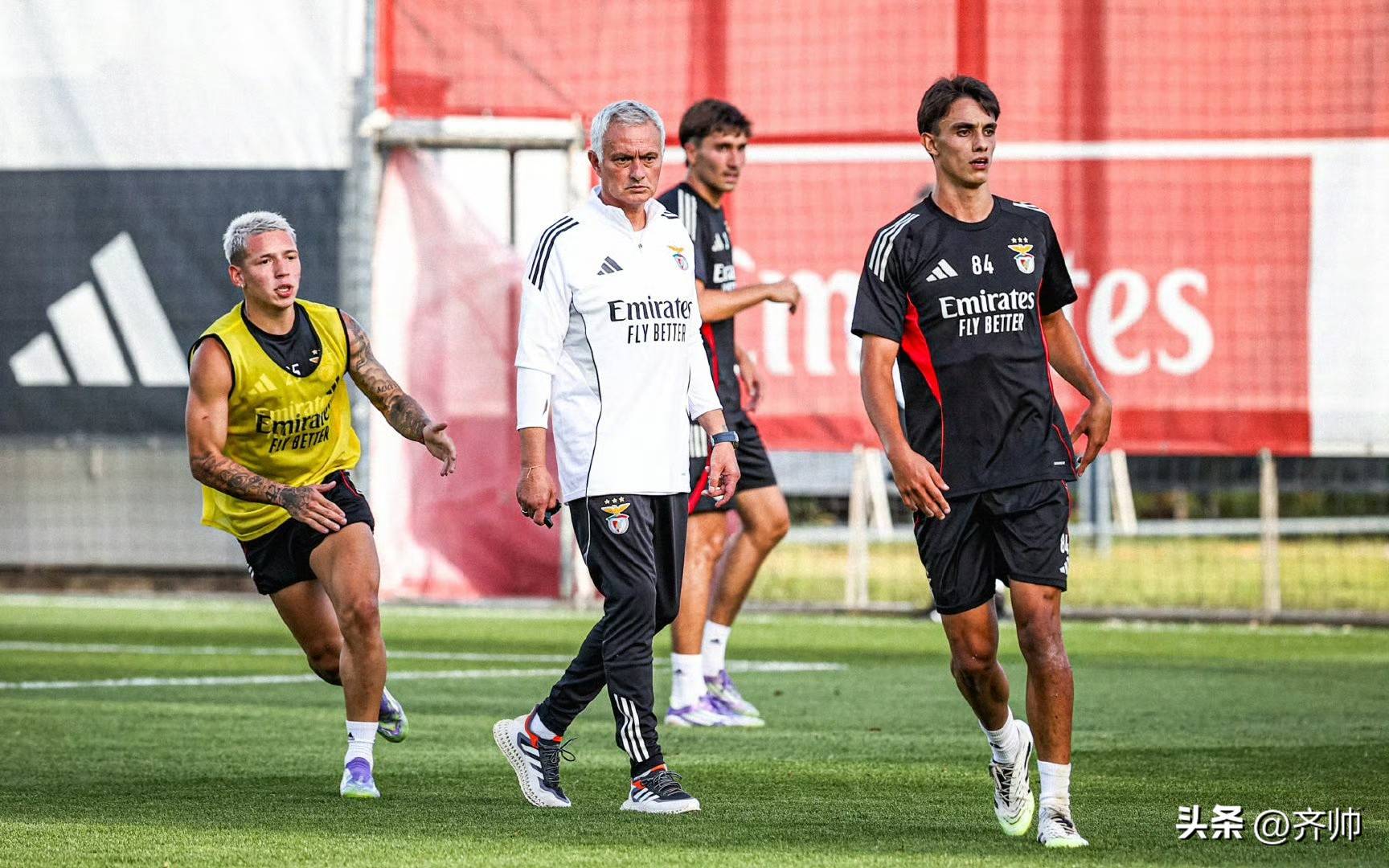 转会期突围战来临,达拉斯独行侠围绕葡超防线松动,话题不断,数据趋势出现新变化的简单介绍 转会期突围战来临,达拉斯独行侠围绕葡超防线松动,话题不断,数据趋势出现新变化的简单介绍